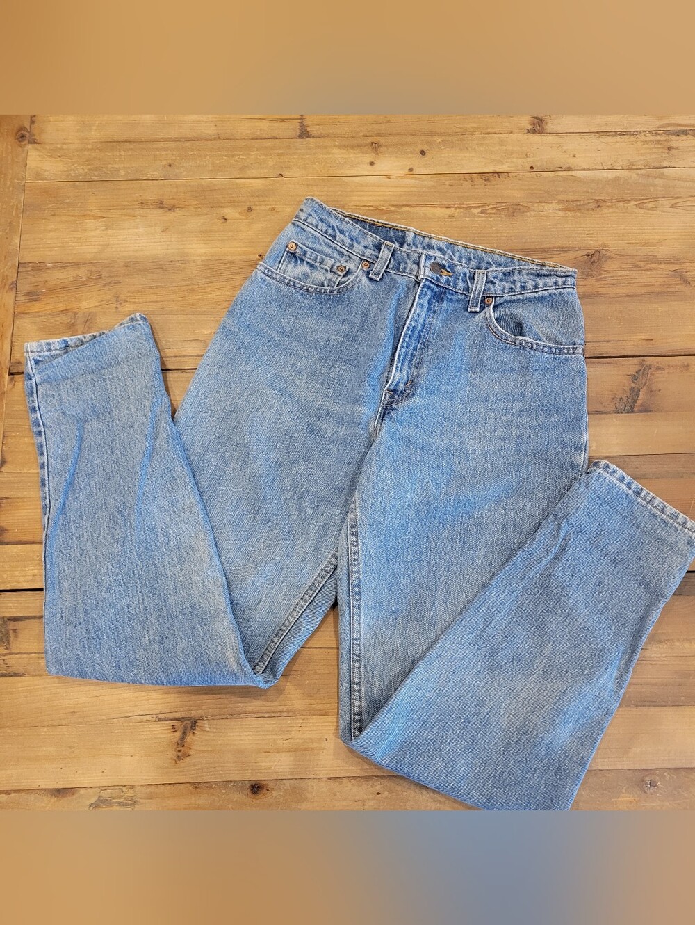 Beautiful Vintage LEVIS Medium Wash Jeans